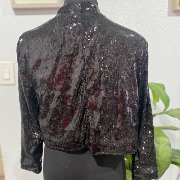 🎉SOLD ELSEWHERE 🎉Kardashian Kollection Blazer - Picture 3 of 6